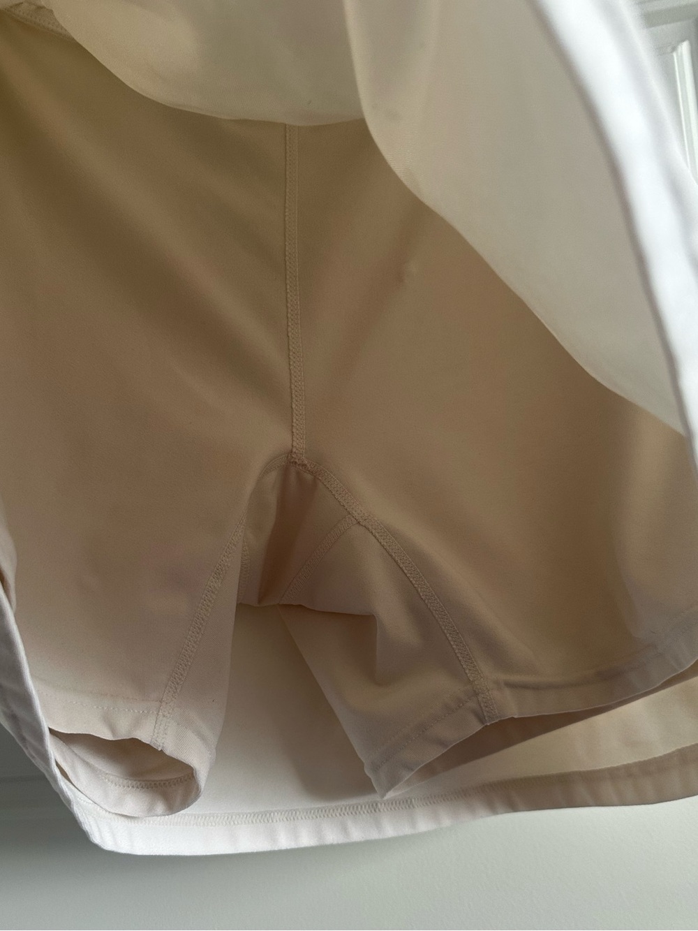 Nike Medium Active Skort White Tennis Golf Athletic Skirt Built In Shorts Sporty - Picture 6 of 6